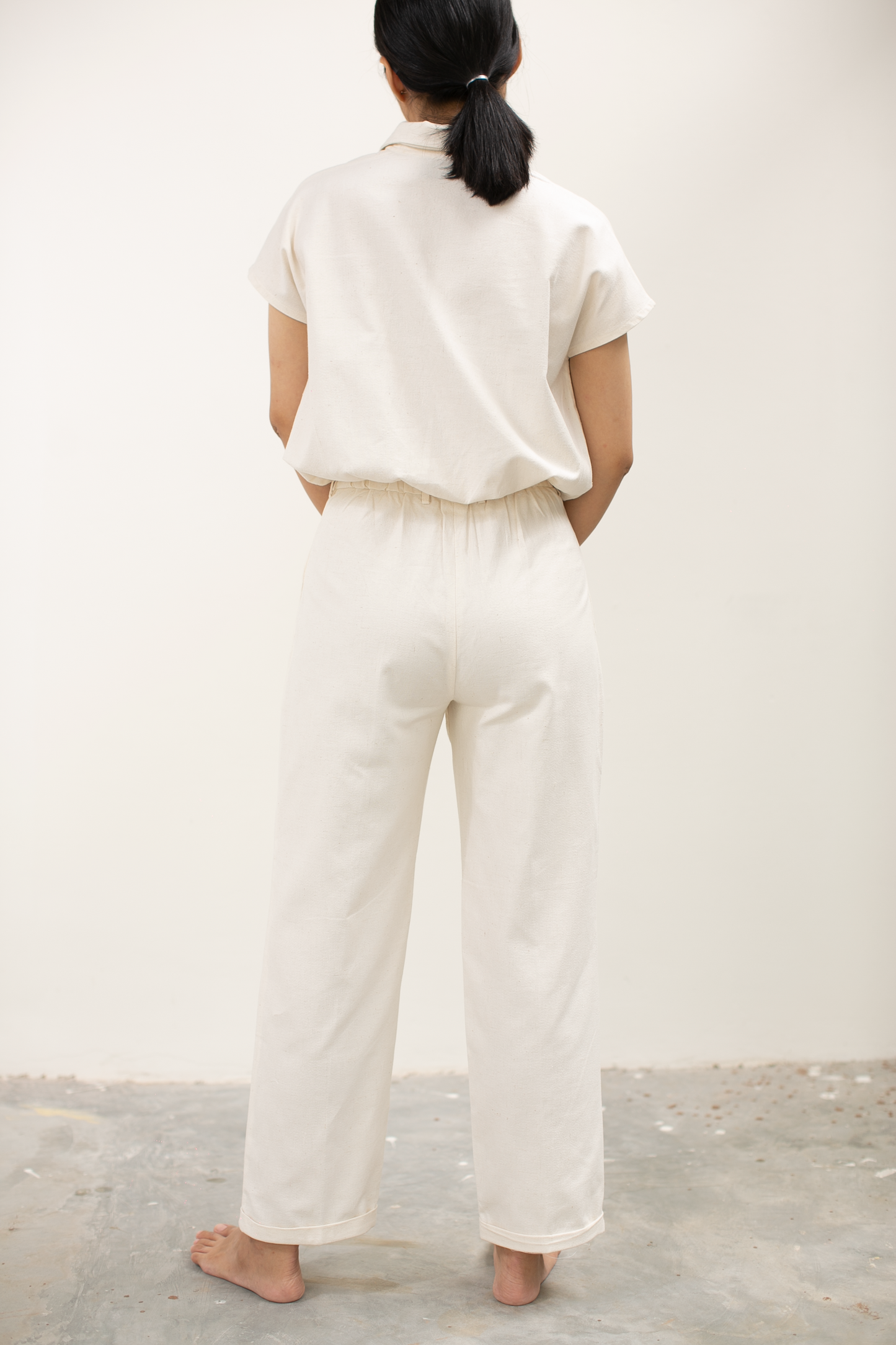 linen v-collar top - ivory