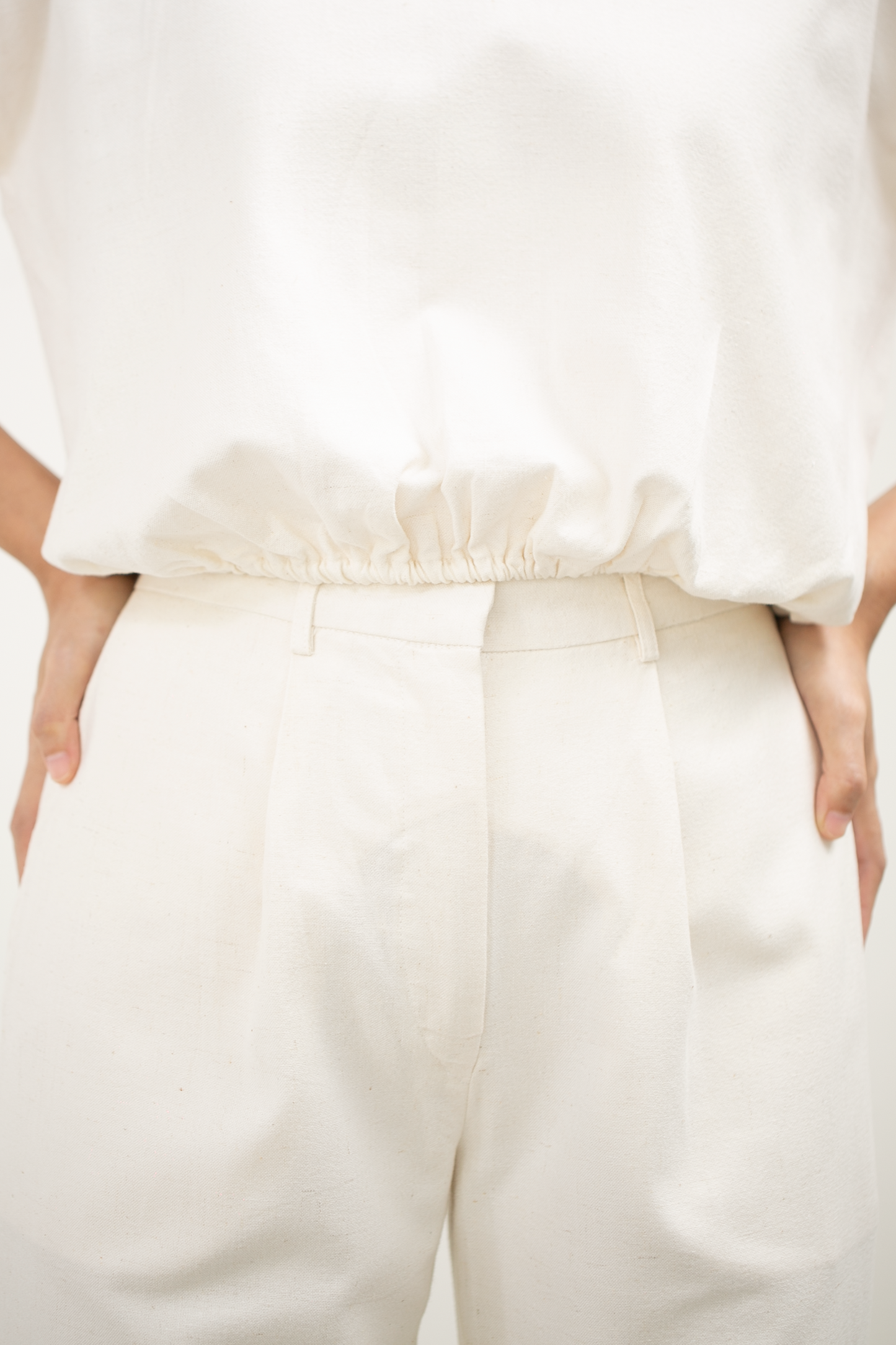 linen v-collar top - ivory