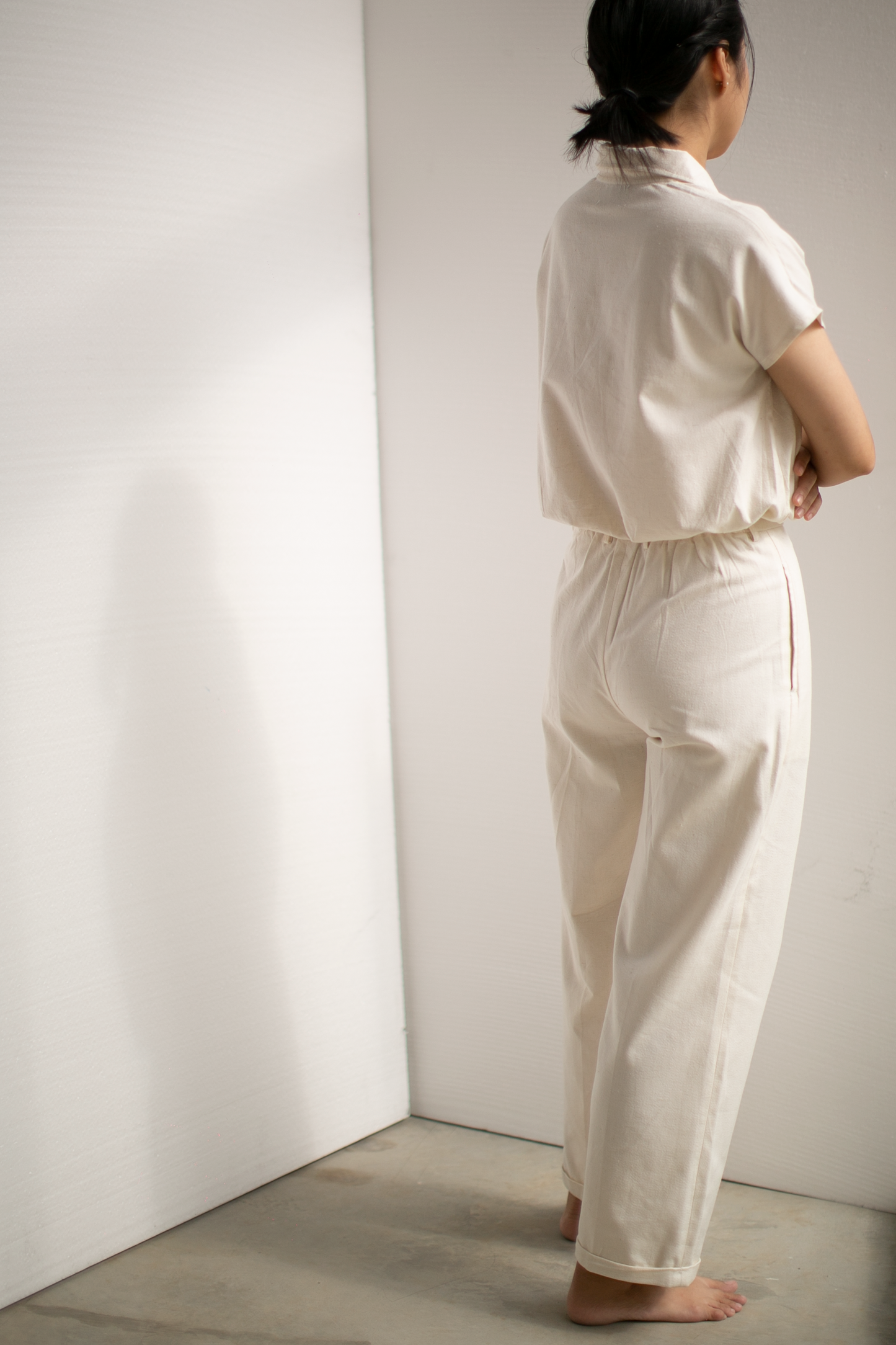 linen v-collar top - ivory